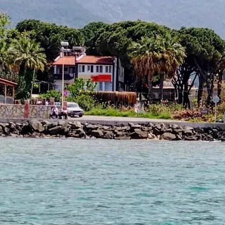 Bohem Otel Kuşadası